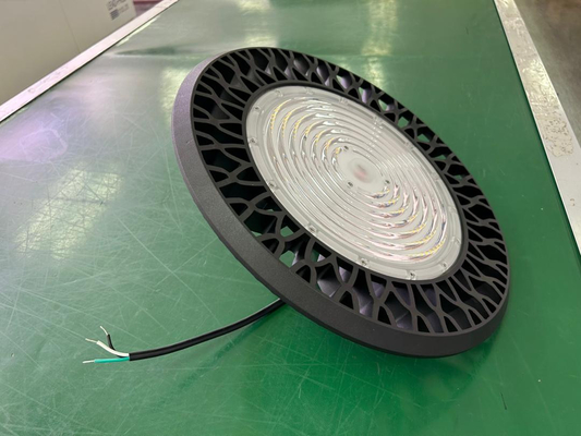 IP65 resistente al agua 200W luz de la bahía LED con disipación rápida del calor